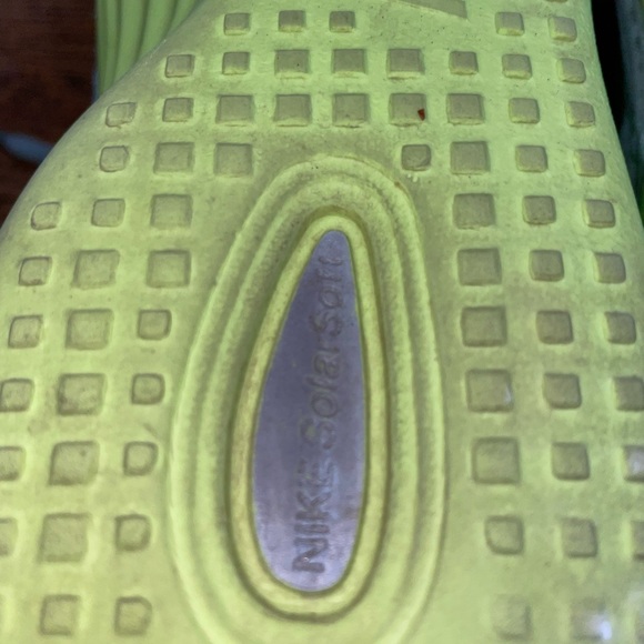 Nike Men’s Running Shoe - Picture 7 of 9